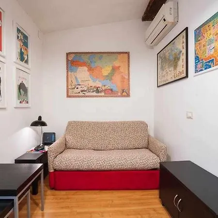 Cozy In Borgo Dei Greci דירה